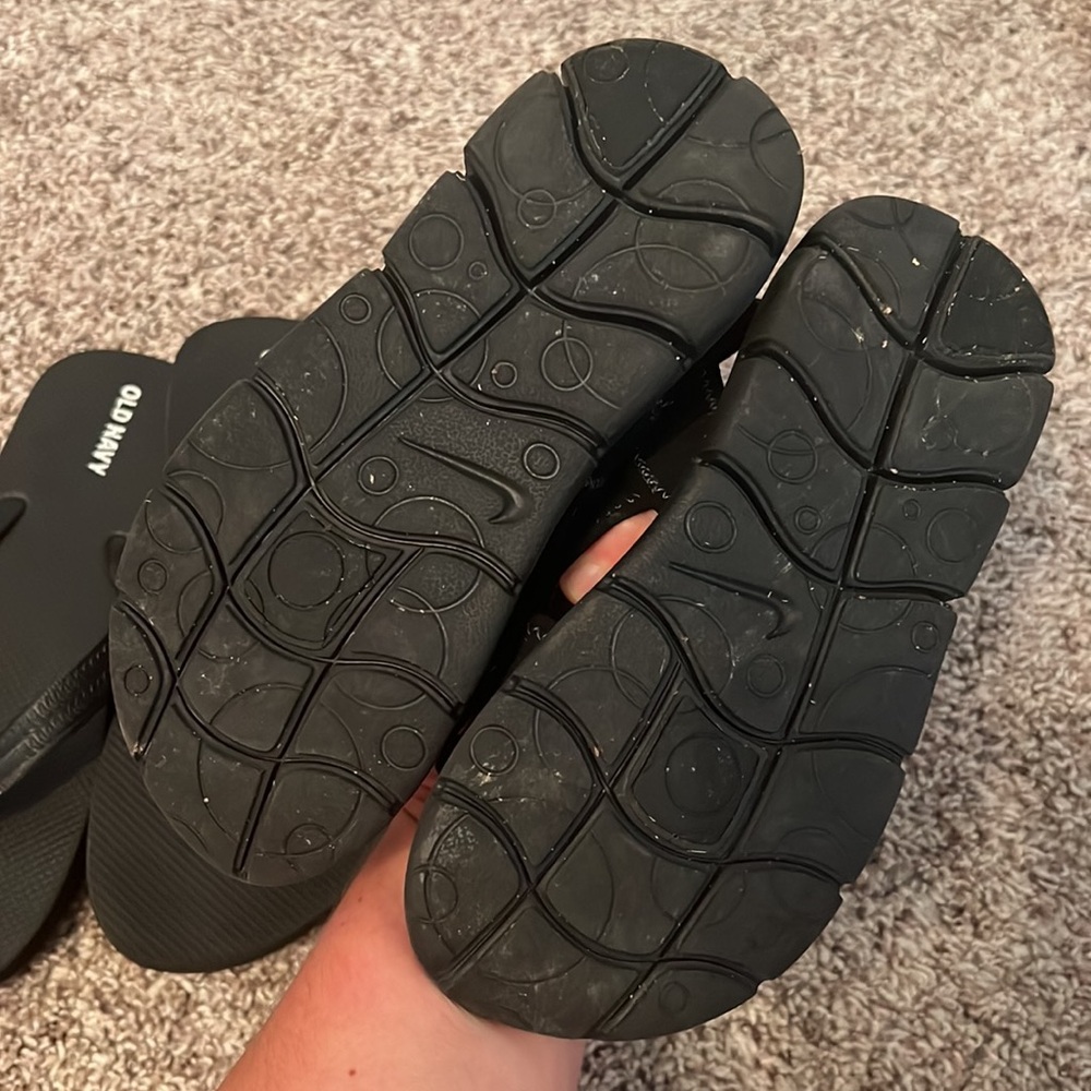 Sandals - Picture 3 of 5